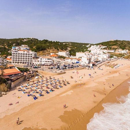 Hotel Residencial Salema Exteriér fotografie