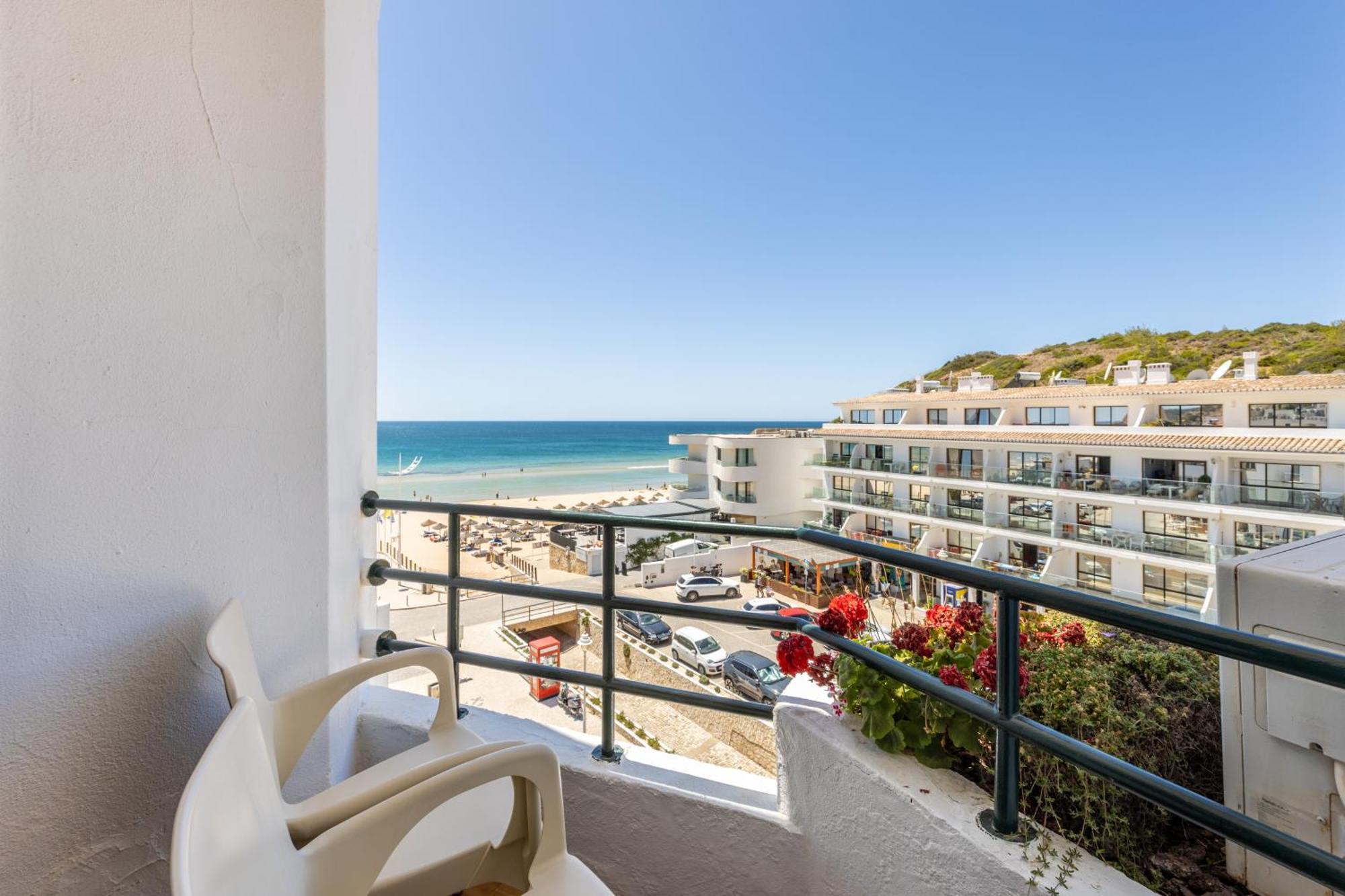 Hotel Residencial Salema Exteriér fotografie