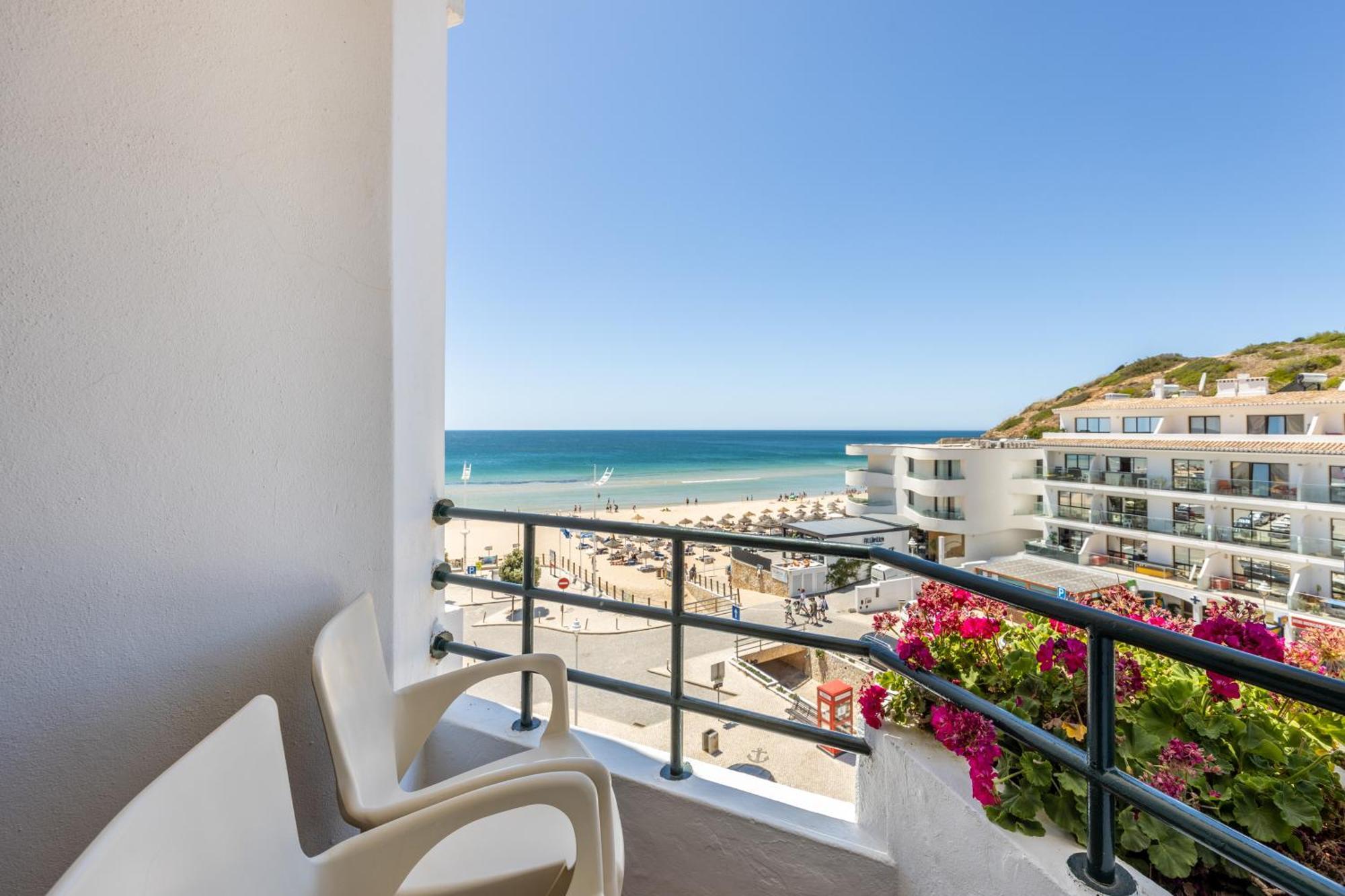 Hotel Residencial Salema Exteriér fotografie