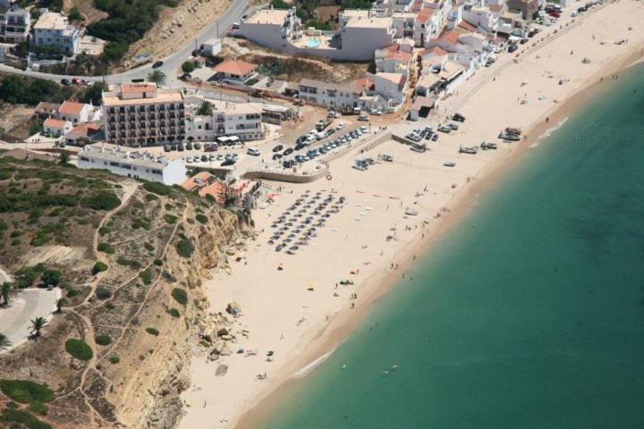 Hotel Residencial Salema Exteriér fotografie